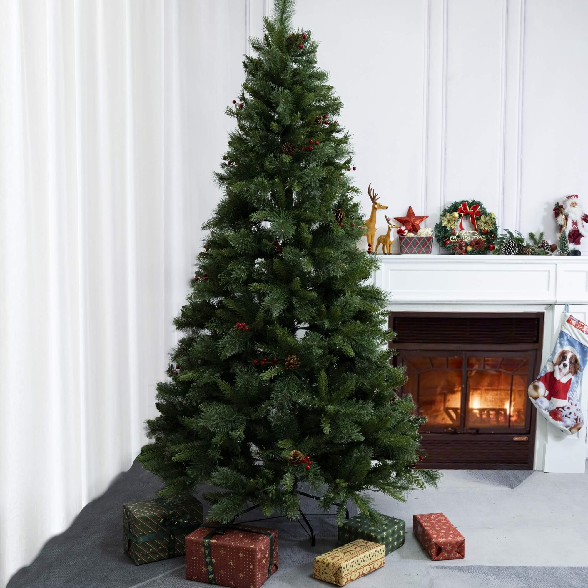 Artificial Christmas Tree – Classic Green Holiday Decoration(PJT-2502)