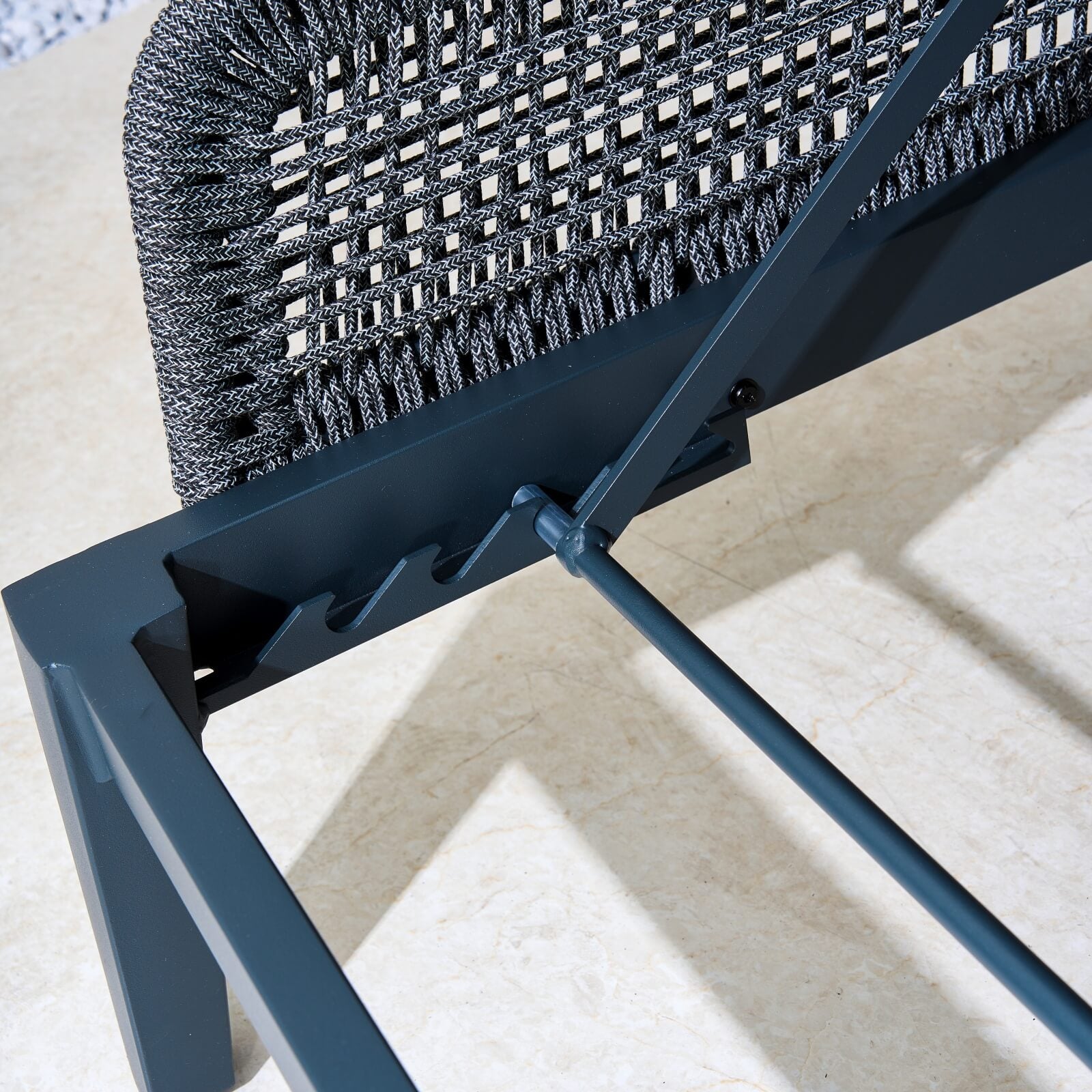 Numa-Style Bellaire Sun-Lounger
