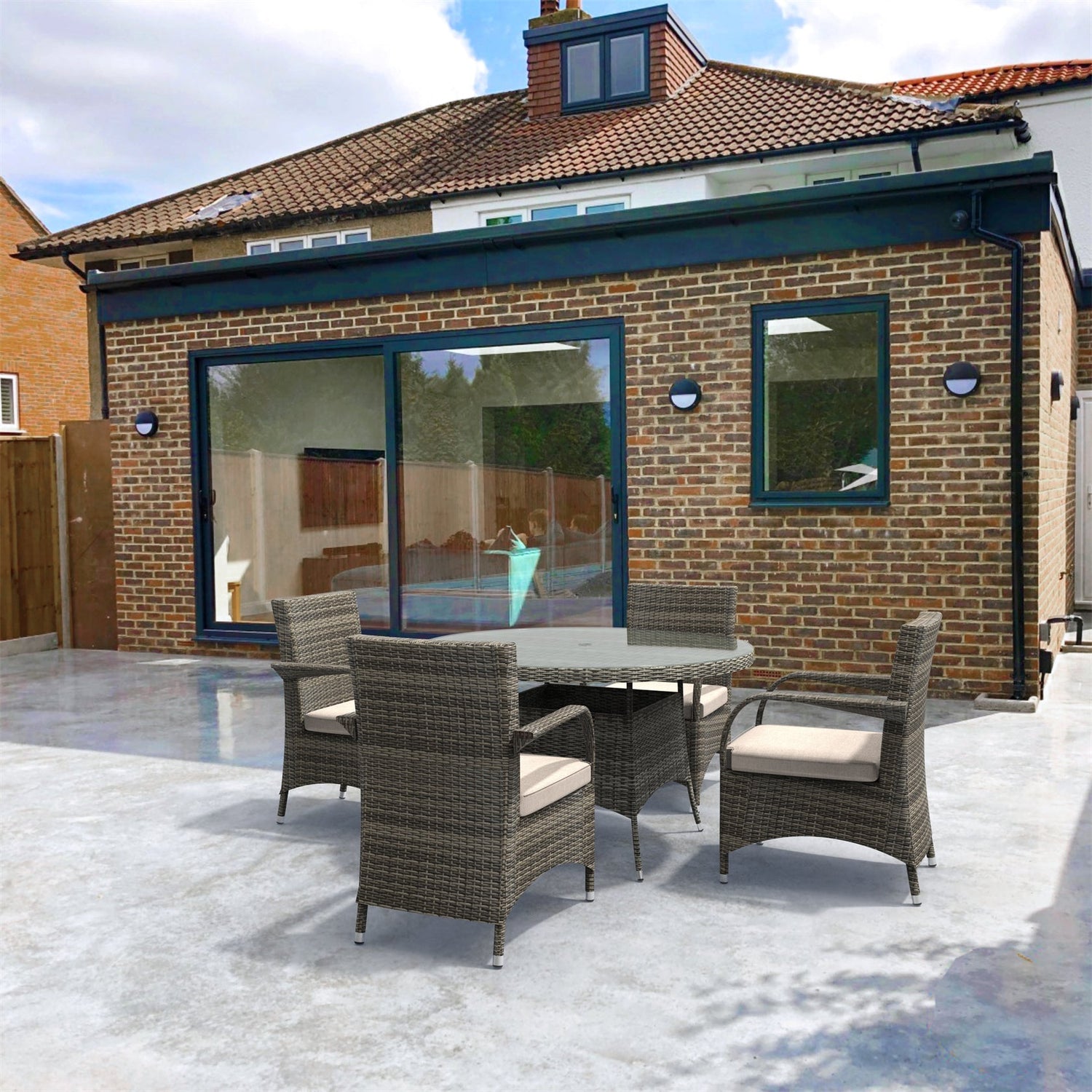 2025 Outdoor Trends: Natural Wicker, Earth Tones &amp; Sustainable Materials