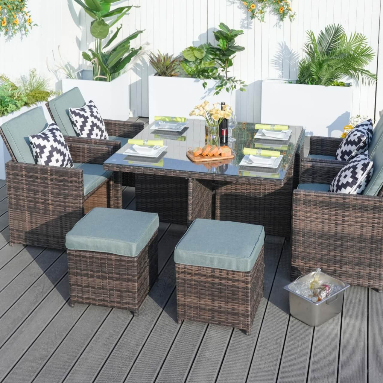 Berlin 4-Seat Outdoor Dining Set – Cube Dining Table ( PAD-3233B)
