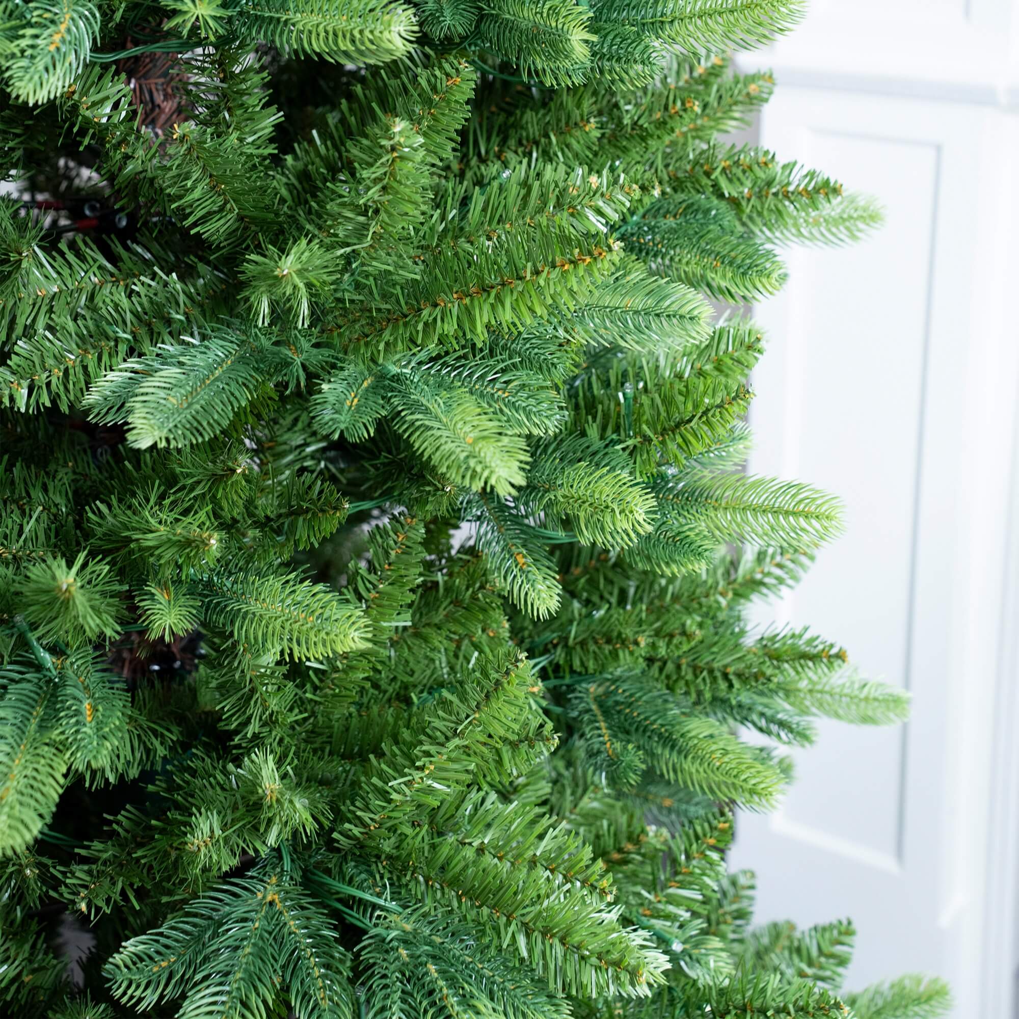 Artificial Christmas Tree – 6FT / 7FT Classic Green Holiday Decoration（PJT-2505）