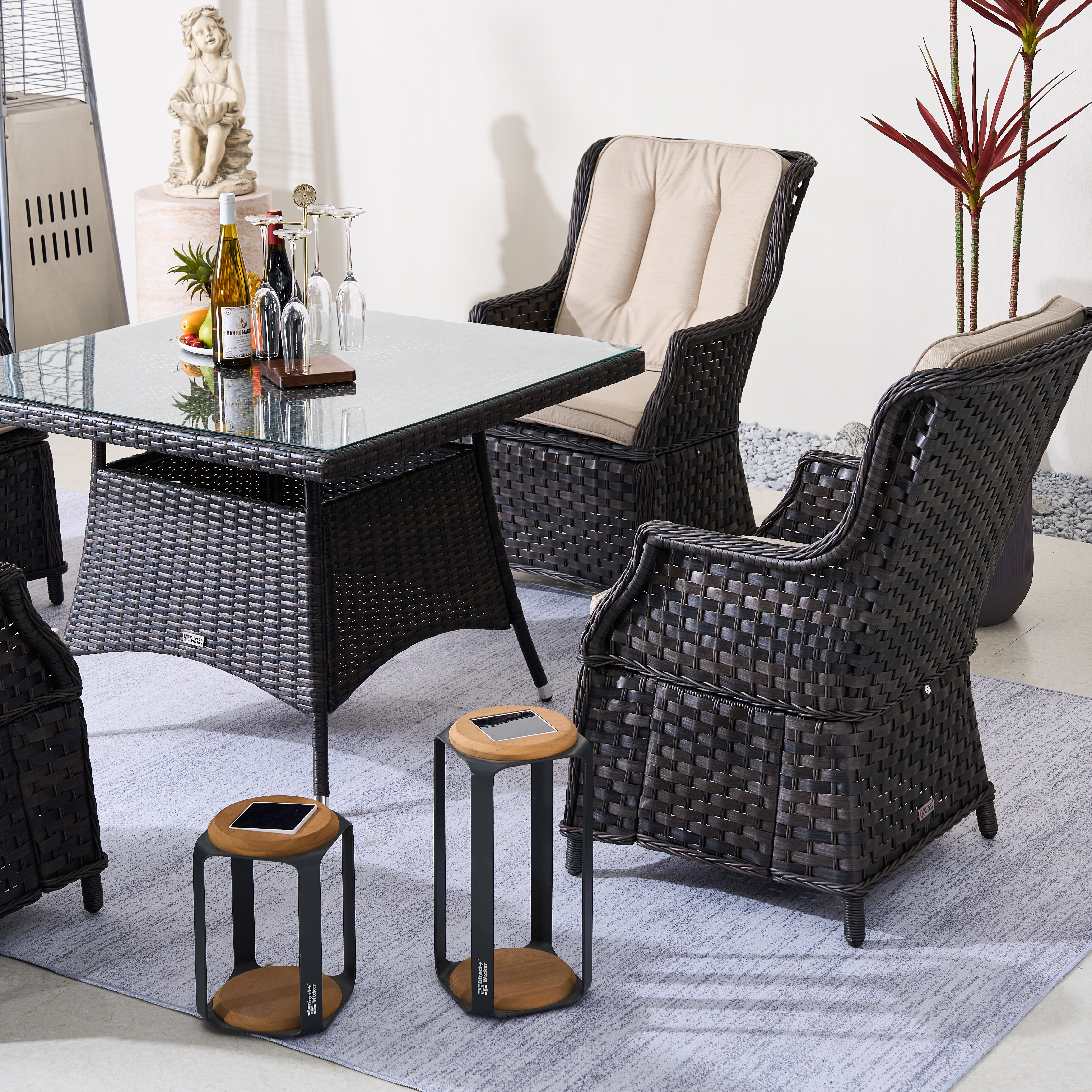 Ravenna 4-Seat Outdoor Dining Set – Squire Dining Table (PAD-1710+010)