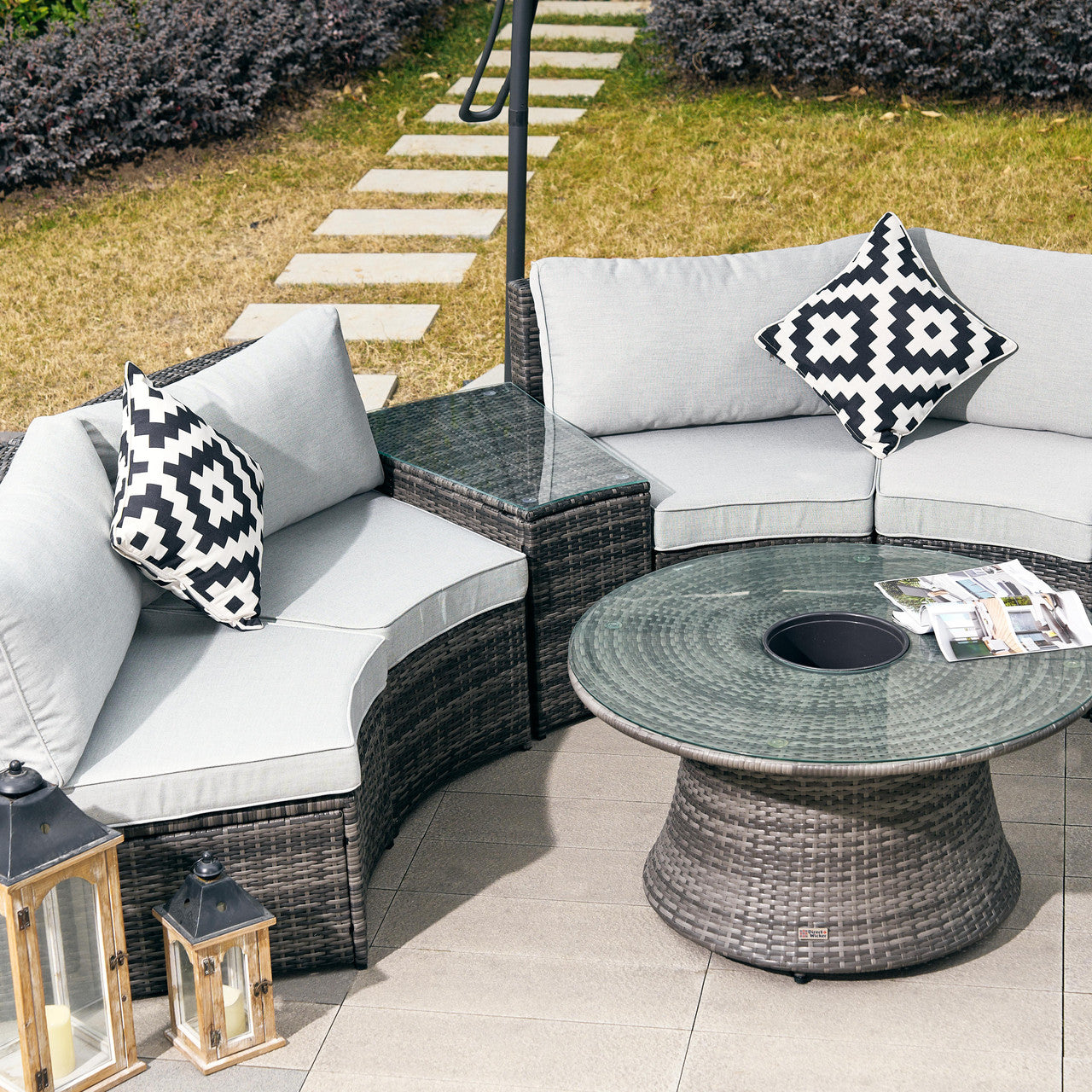 Package includes: six single sofas +2 side tables +1 coffee table