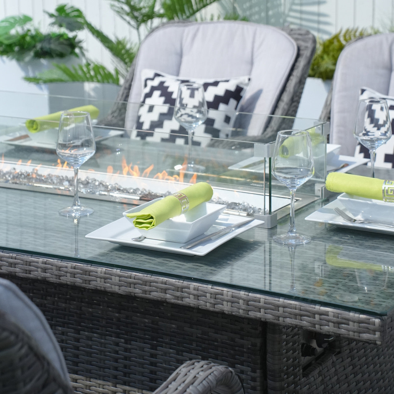 Details of 6 Seats Rectangular Fire Pit Table 50000 BTU 
