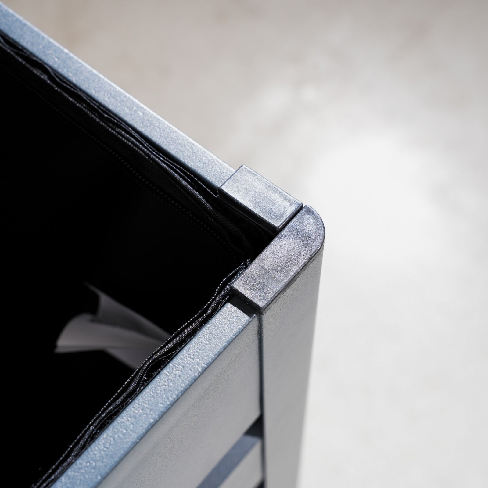 375 Gallon Capacity Numa-Style Large Aluminium Storage Box (PJB-A1890)