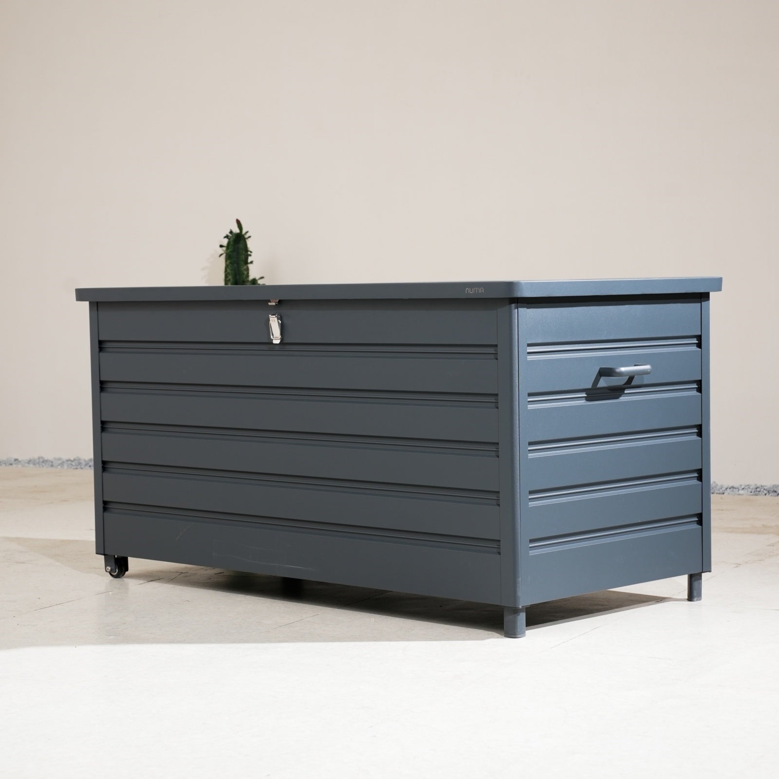 175 Gallon Capacity Numa-Style Small Aluminium Storage Box (PJB-A1470)