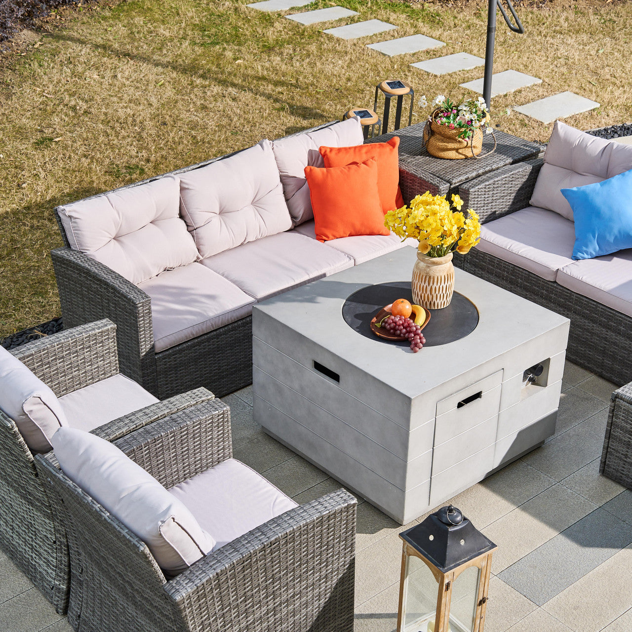 Modern and elegant with a chic, contemporary design.